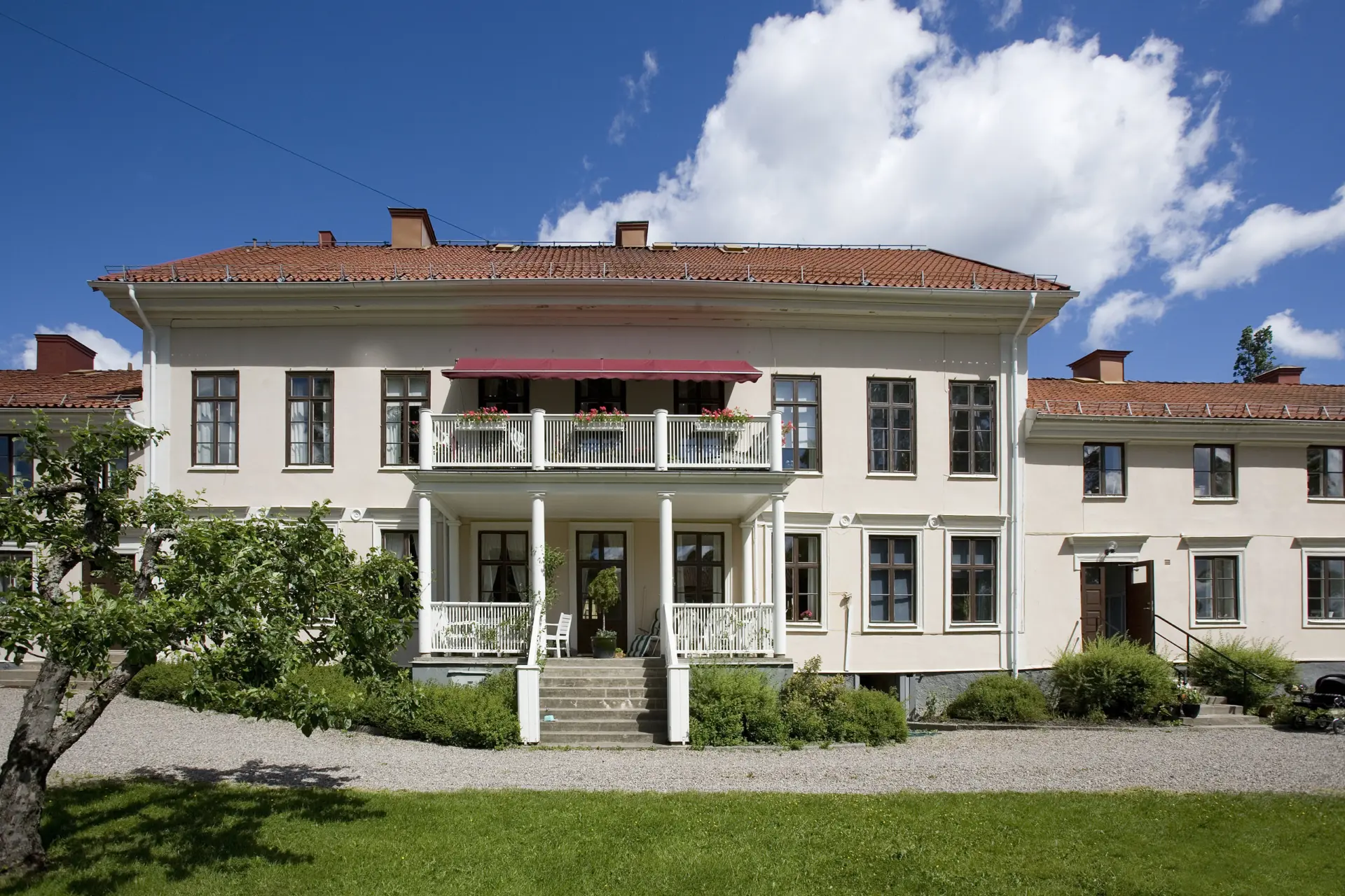Bild på byggnad i kvarteret Väduren 2-4
