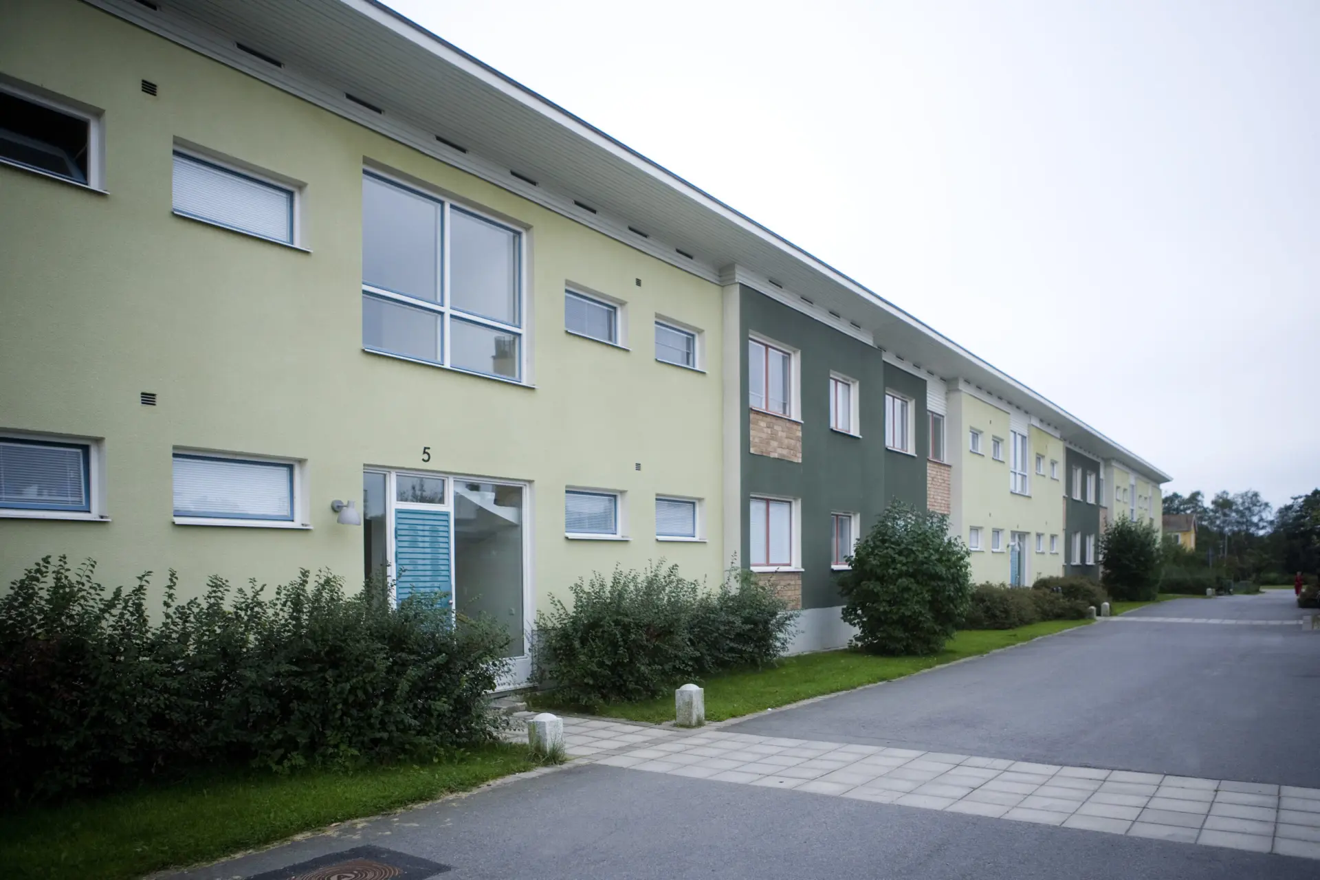 Bild på byggnad i kvarteret Gårdstigen i Gyttorp